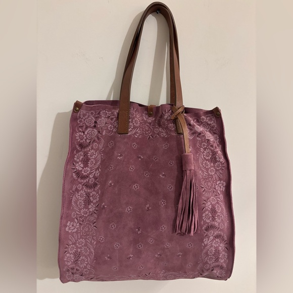Sundance Handbags - Sundance Bandanna design Leather Tote by Vera Pelle
